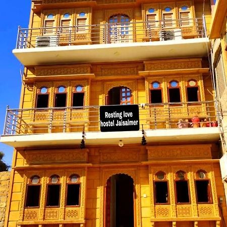 Resting Love Hostel Dzsaiszalmer Kültér fotó