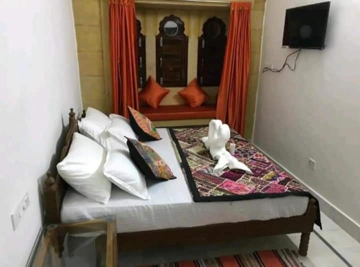 Resting Love Hostel Dzsaiszalmer Kültér fotó
